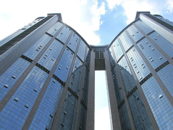 領(lǐng)先開展省內(nèi)微信平臺及VR全景線上虛擬服務(wù)。